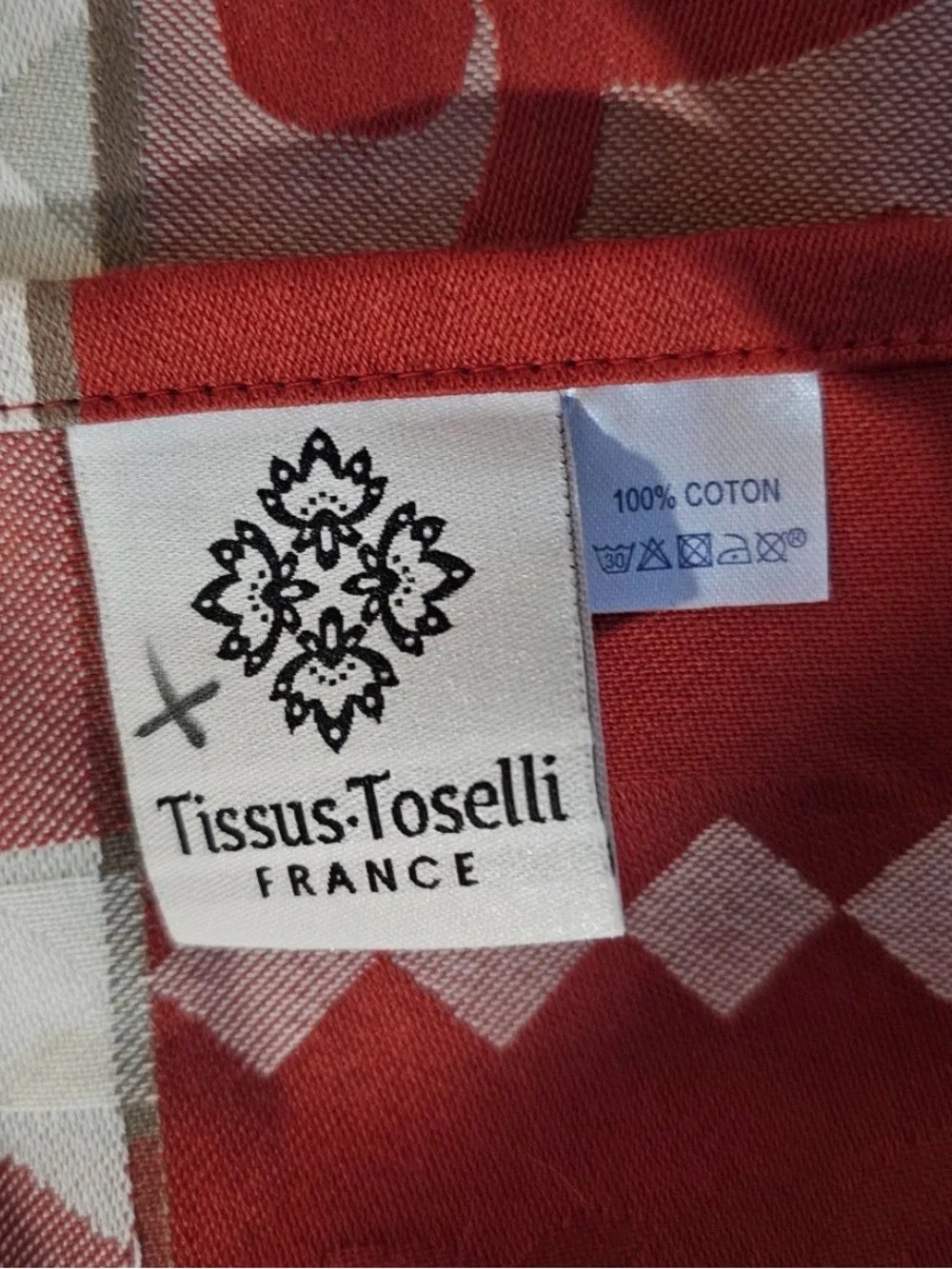 Tissus-Toselli France tablecloth 64x64